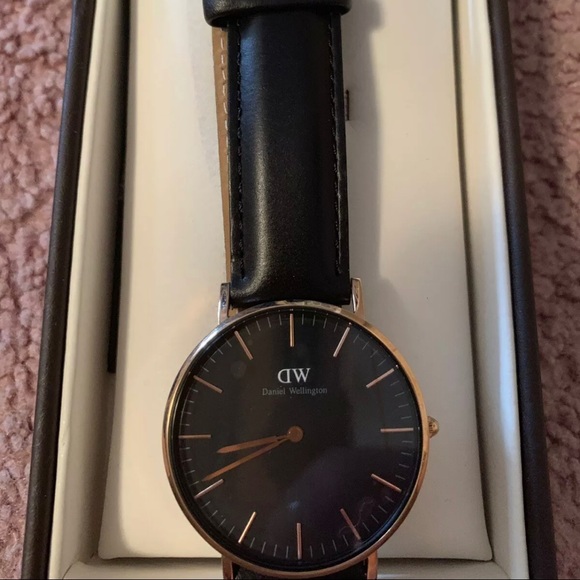 Daniel Wellington watch - Picture 1 of 6